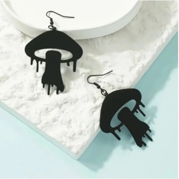 ❤️ FREE Mushroom Drop Boho Peasant Hipster Hippie Art Chic Tie Trendy Earrings - Picture 2 of 3